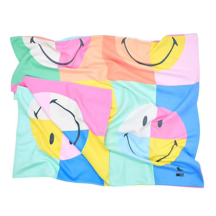 dock and bay towels beach